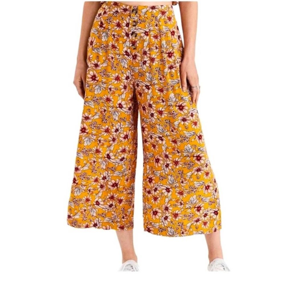 American Eagle Floral High Waisted Gaucho Cropped Pants Size Medium